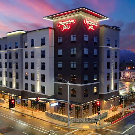 Hampton Inn Riverside Downtown Kültér fotó