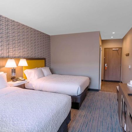 Hampton Inn Riverside Downtown Kültér fotó