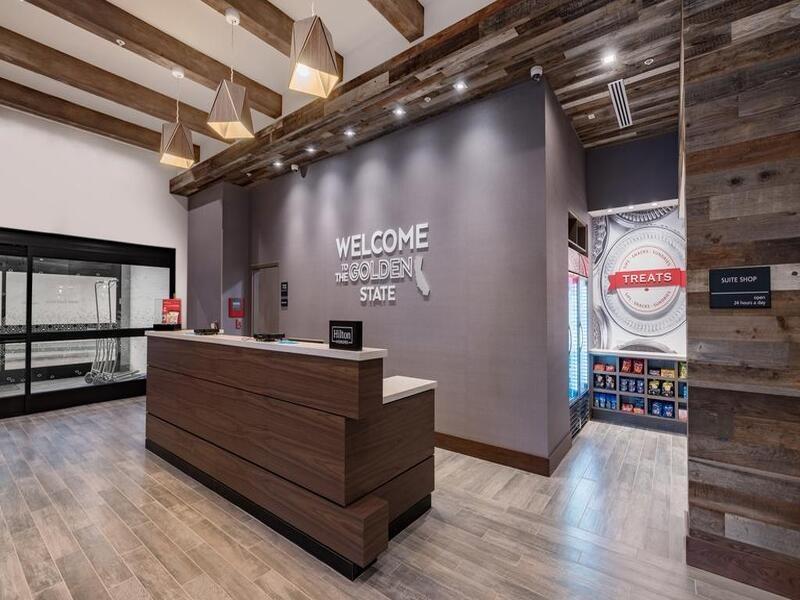 Hampton Inn Riverside Downtown Kültér fotó