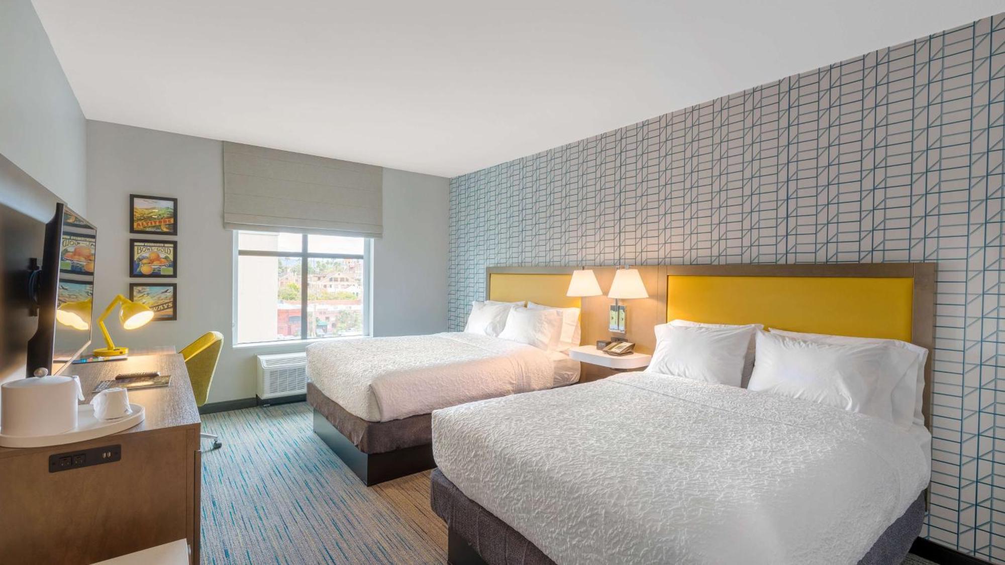 Hampton Inn Riverside Downtown Kültér fotó